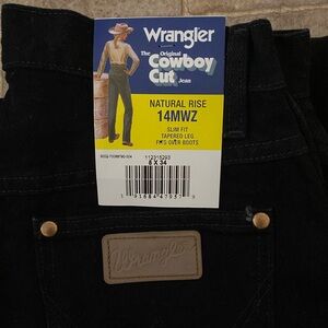 Wrangler women’s cowboy cut straight jeans